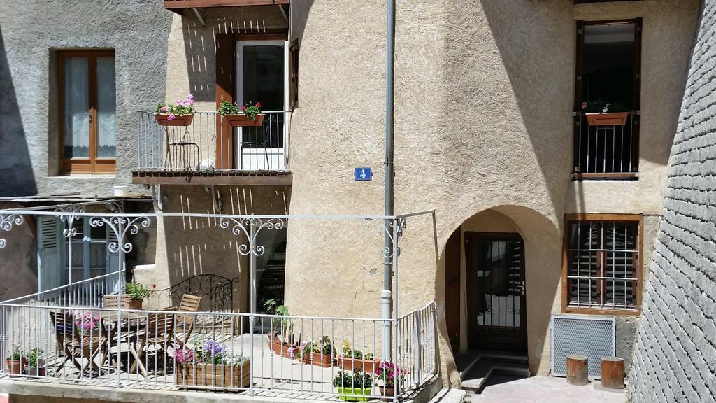 Maison A Tour Briancon Экстерьер фото