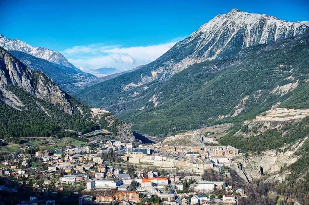 Maison A Tour Briancon Экстерьер фото