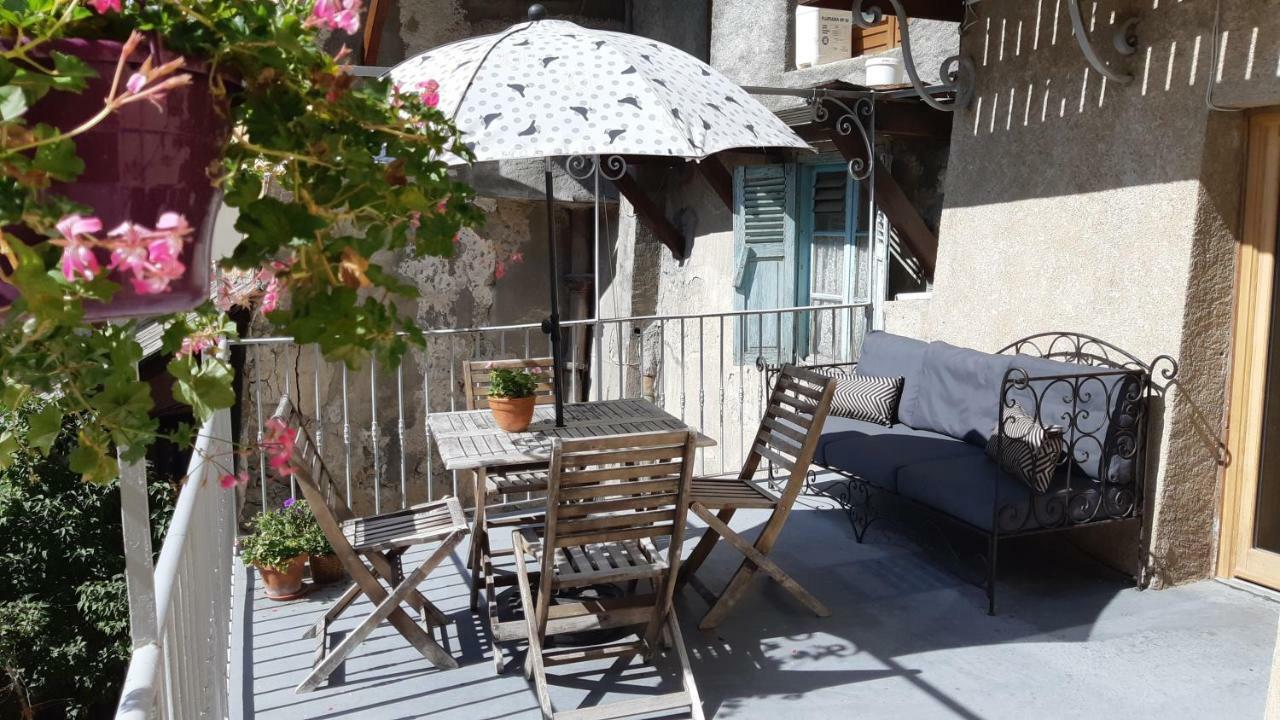 Maison A Tour Briancon Экстерьер фото